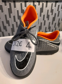 astroturf boots size 9